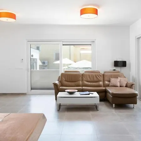 Villa Histra With Private Pool And Sea View *