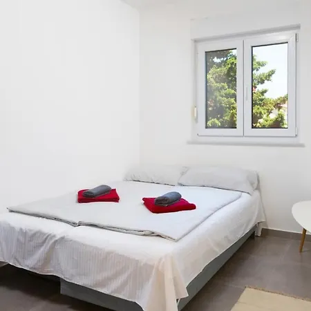 Histra With Private Pool And Sea View Villa *
