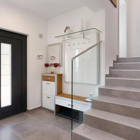 Villa Histra With Private Pool And Sea View